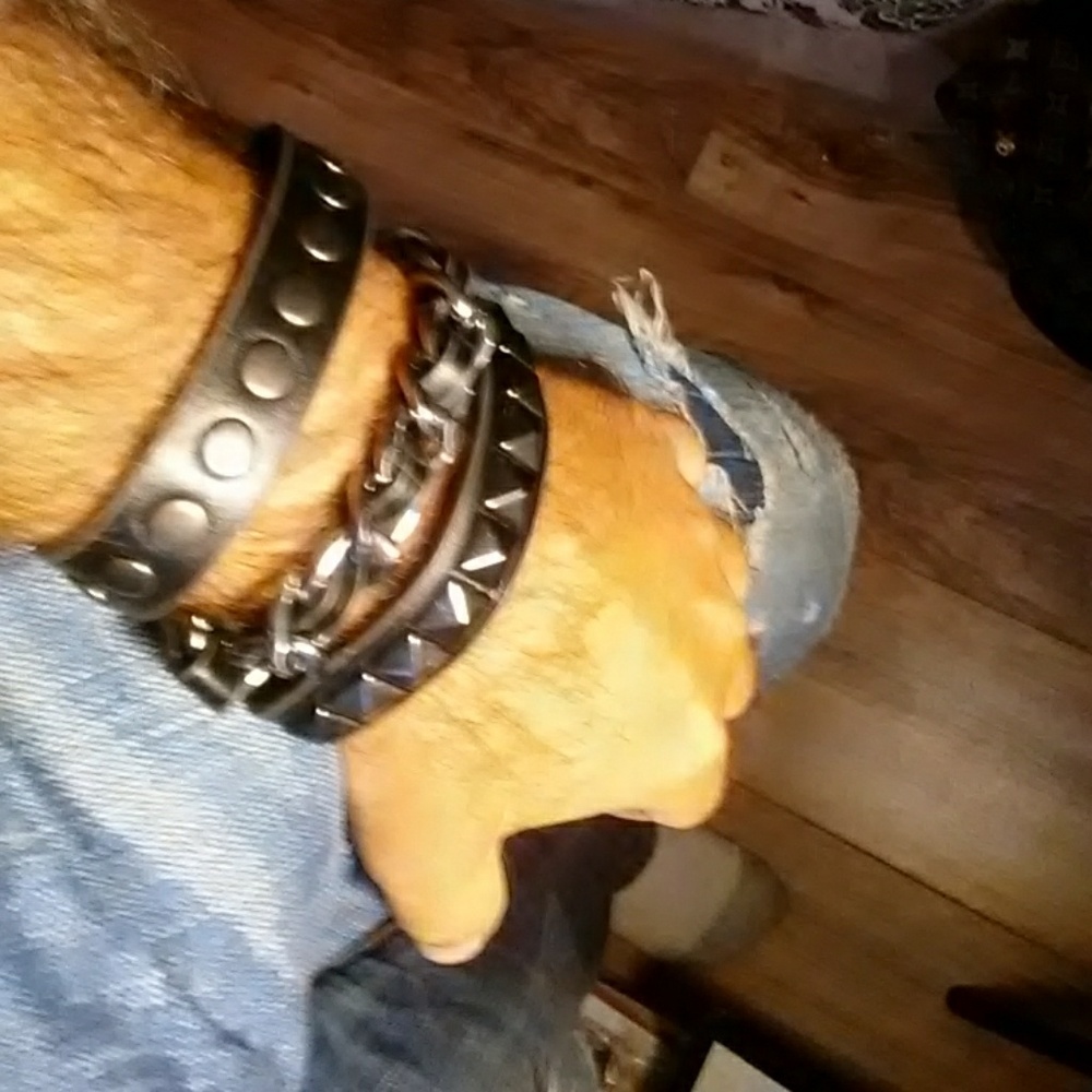 Guys' / girls' bracelet